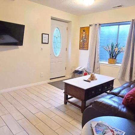 Villa Entire Huge Basement! Fast Wifi! Private Entrance! Salt Lake City Exterior foto